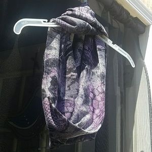 Infinity scarf